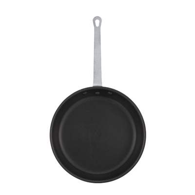 10" Fry Pan.GladiatorT, round,  without lid, riveted handle, 